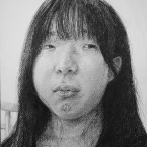 鉛筆デッサン「自画像写真模写」（中2）｜千葉市稲毛区の絵画教室　穴川キッズアトリエ・ベアヒェン