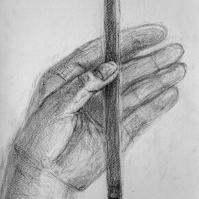 鉛筆デッサン「手と鉛筆」完成作品（小3）｜千葉市稲毛区の絵画教室 穴川キッズアトリエベアヒェン