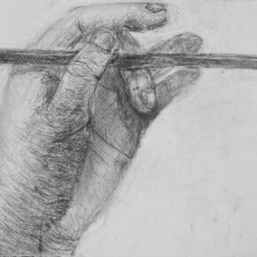 鉛筆デッサン「手と鉛筆」完成作品（小5）｜千葉市稲毛区の絵画教室 穴川キッズアトリエベアヒェン