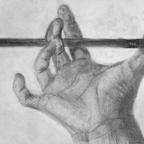鉛筆デッサン「手と鉛筆」完成作品（小4）｜千葉市稲毛区の絵画教室 穴川キッズアトリエベアヒェン