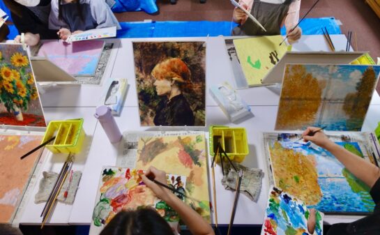 名画の模写制作風景｜千葉市稲毛区の絵画教室 穴川キッズアトリエ・ベアヒェン